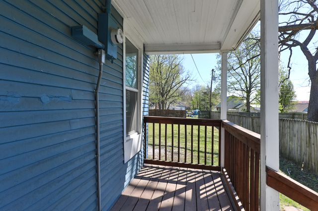 1874 N Main Avenue, Springfield, MO 65803