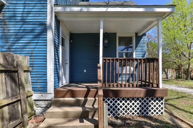 1874 N Main Avenue, Springfield, MO 65803