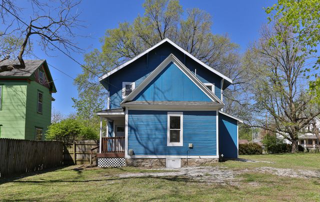 1874 N Main Avenue, Springfield, MO 65803