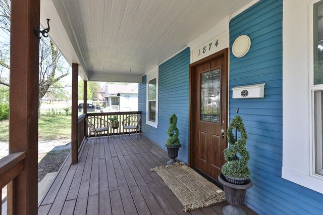 1874 N Main Avenue, Springfield, MO 65803