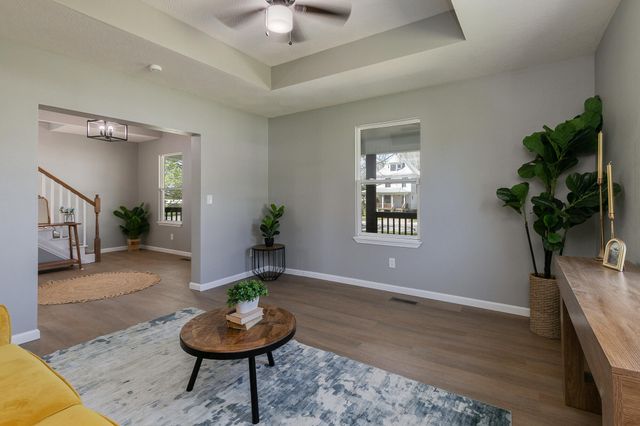 1874 N Main Avenue, Springfield, MO 65803