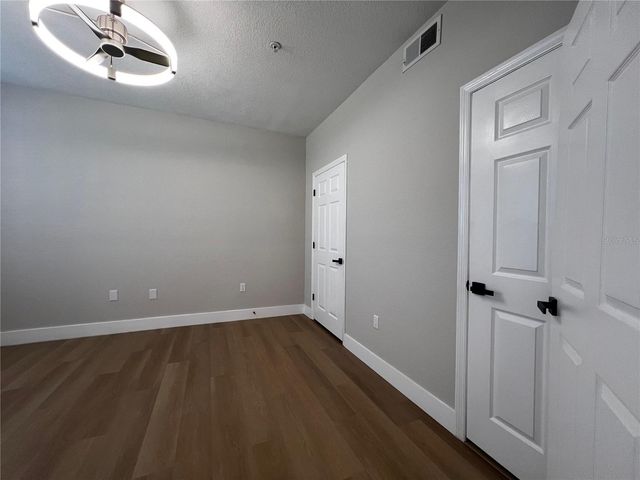 13102 MULBERRY PARK DRIVE 917, Orlando, FL 32821