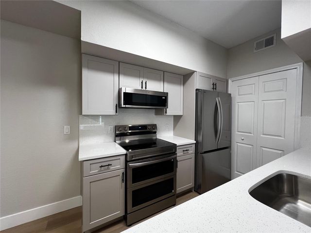 13102 MULBERRY PARK DRIVE 917, Orlando, FL 32821