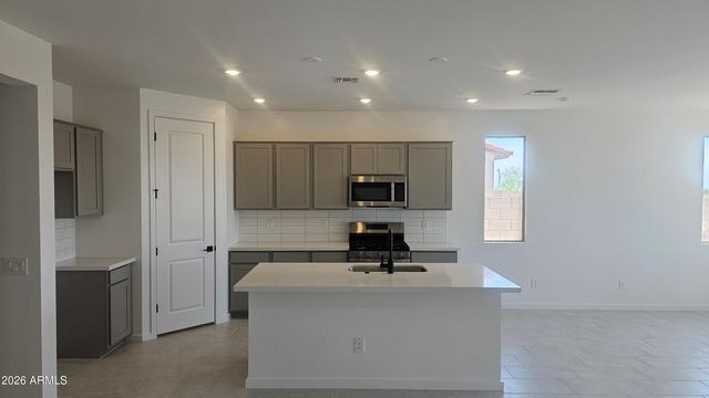 15543 W HACKAMORE Drive, Surprise, AZ 85387