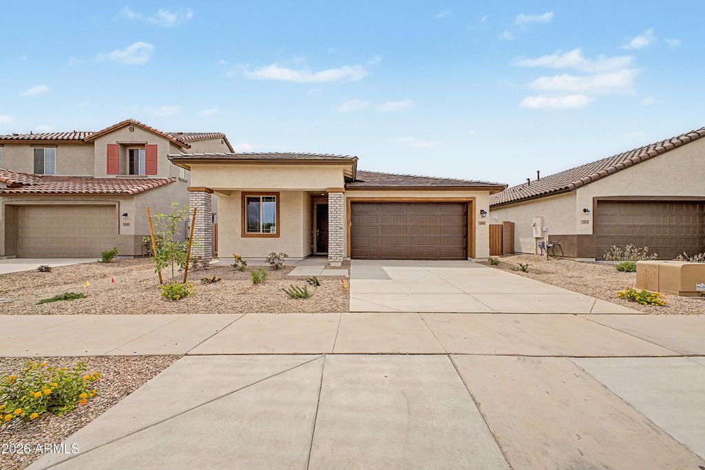 15543 W HACKAMORE Drive, Surprise, AZ 85387 — photo 2