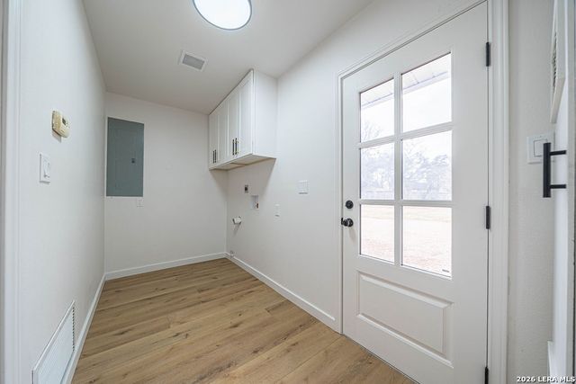 355 Donella, San Antonio, TX 78232