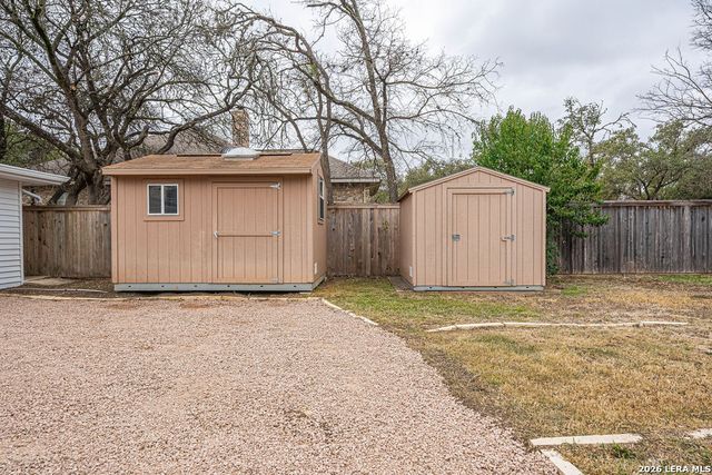 355 Donella, San Antonio, TX 78232