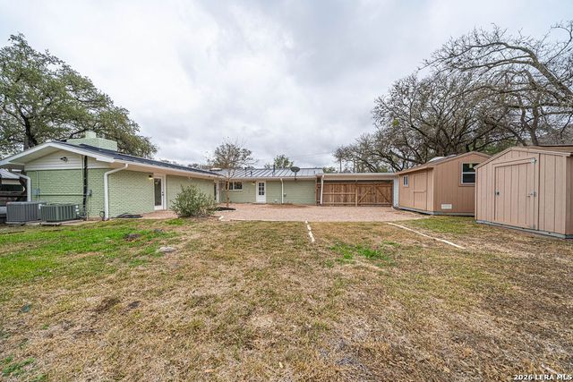 355 Donella, San Antonio, TX 78232