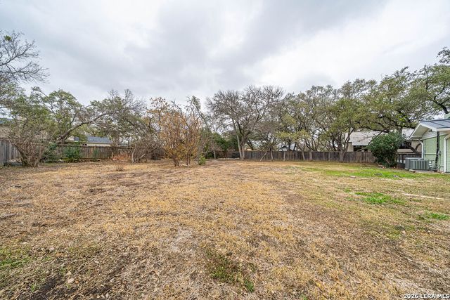 355 Donella, San Antonio, TX 78232