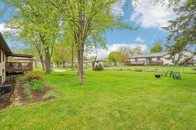 409 Cedar Street, Sauk City, WI 53583