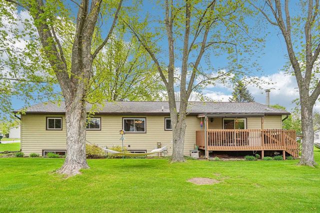 409 Cedar Street, Sauk City, WI 53583