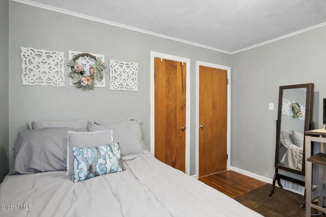 3041 E Lydius Street, Schenectady, NY 12303