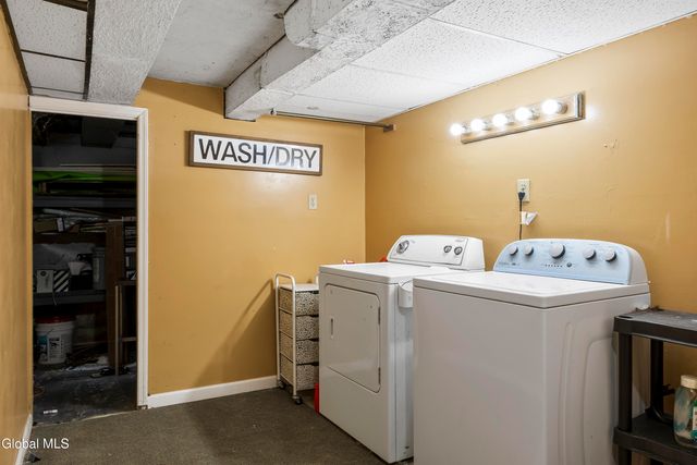 3041 E Lydius Street, Schenectady, NY 12303