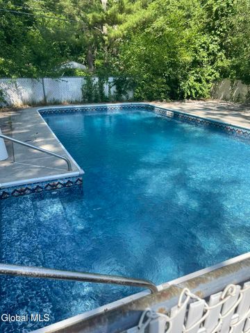 3041 E Lydius Street, Schenectady, NY 12303