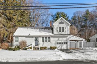 3041 E Lydius Street, Schenectady, NY 12303