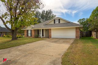 2519 Downs Street, Bossier City, LA 71111