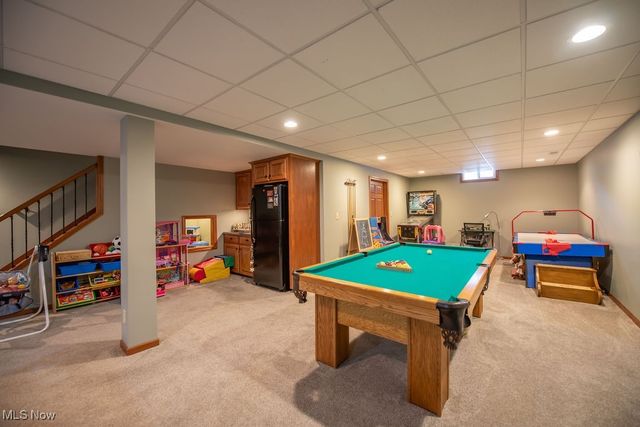 1313 Fairway Drive NE, New Philadelphia, OH 44663