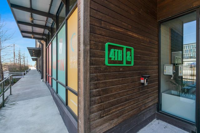 1800 E 4th 208, Austin, TX 78702