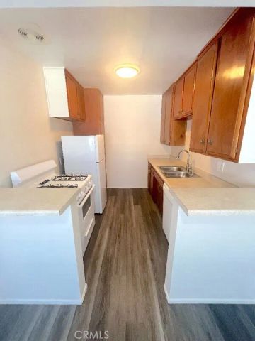 2115 Placentia Avenue 24, Costa Mesa, CA 92627