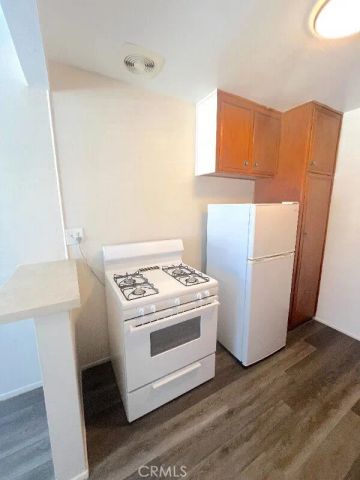 2115 Placentia Avenue 24, Costa Mesa, CA 92627