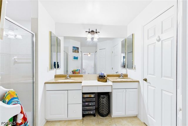 4352 Agualinda BLVD, Cape Coral, FL 33914