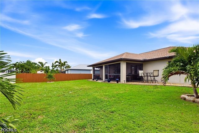 4352 Agualinda BLVD, Cape Coral, FL 33914