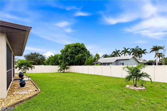 4352 Agualinda BLVD, Cape Coral, FL 33914
