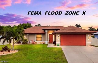 4352 Agualinda BLVD, Cape Coral, FL 33914