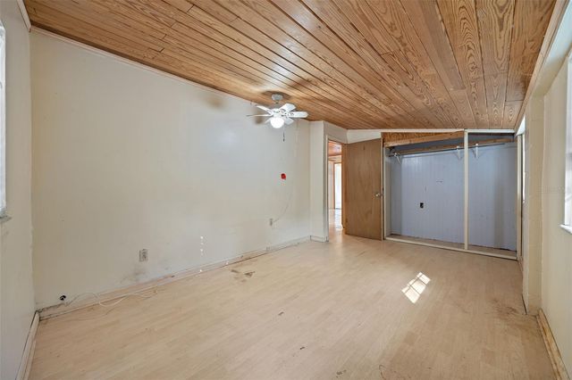 2802 WILSON CIRCLE, Lutz, FL 33548