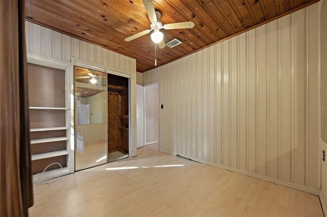 2802 WILSON CIRCLE, Lutz, FL 33548