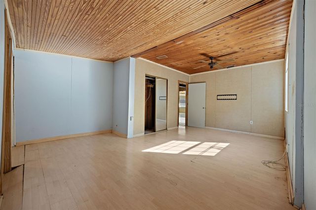 2802 WILSON CIRCLE, Lutz, FL 33548