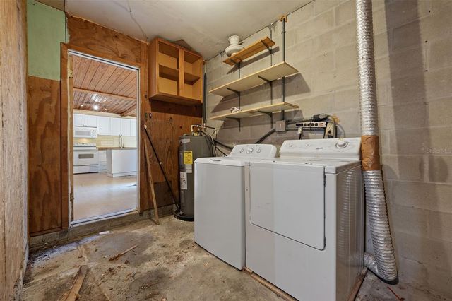 2802 WILSON CIRCLE, Lutz, FL 33548