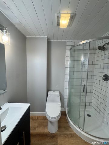 33-35 New Street, Shelton, CT 06484