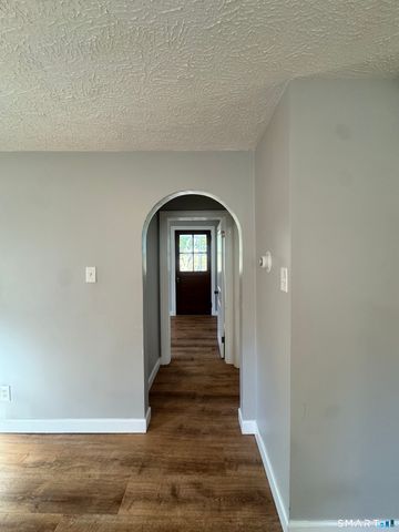 33-35 New Street, Shelton, CT 06484