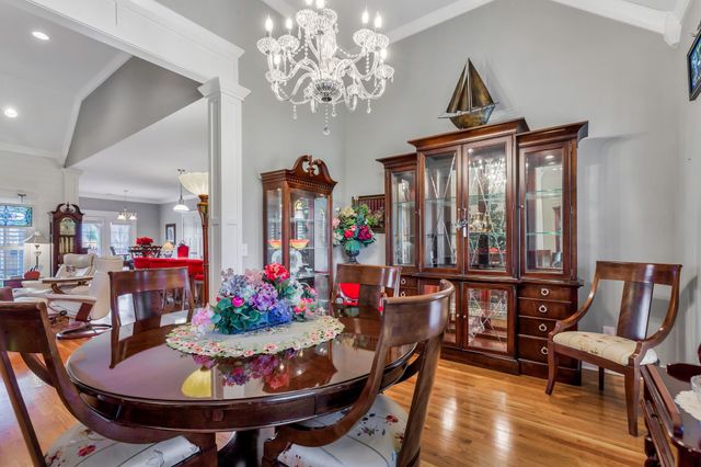 3043 Cross Gate Ln, Columbia, TN 38401