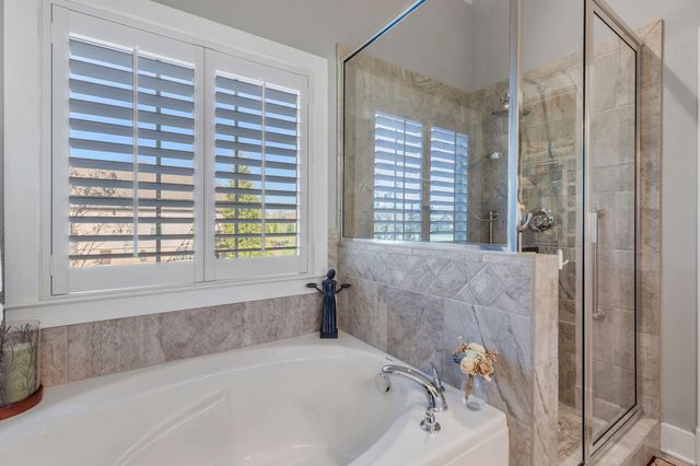 3043 Cross Gate Ln, Columbia, TN 38401