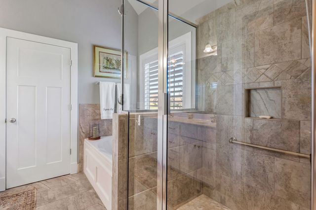 3043 Cross Gate Ln, Columbia, TN 38401