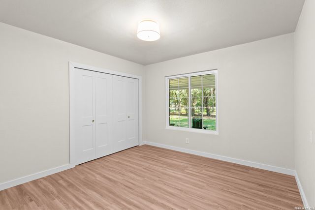 404 Oak Park Dr, Boerne, TX 78006