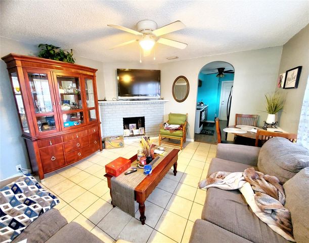 411 7TH AVENUE NE, Largo, FL 33770