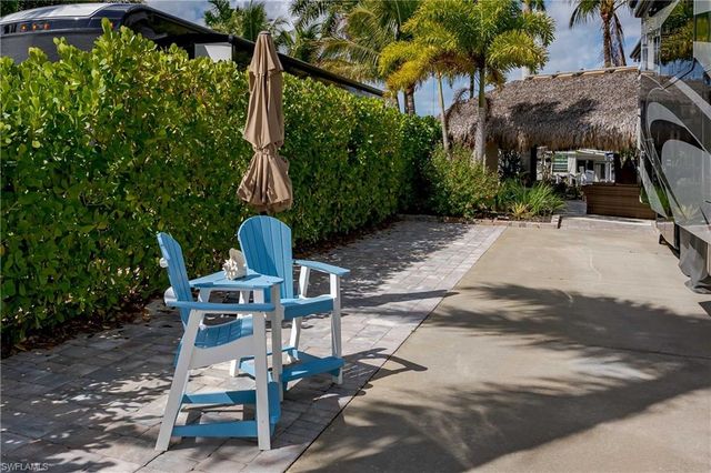 13399 Snook CIR, Naples, FL 34114