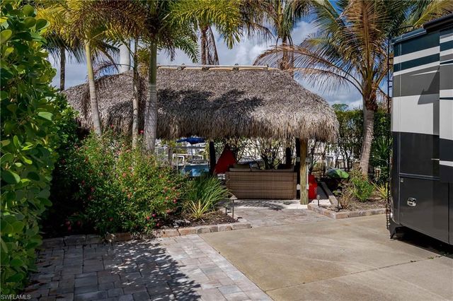 13399 Snook CIR, Naples, FL 34114