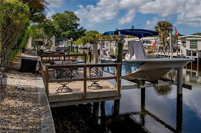 13399 Snook CIR, Naples, FL 34114