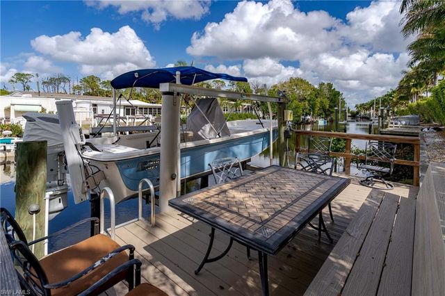 13399 Snook CIR, Naples, FL 34114