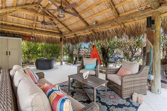 13399 Snook CIR, Naples, FL 34114