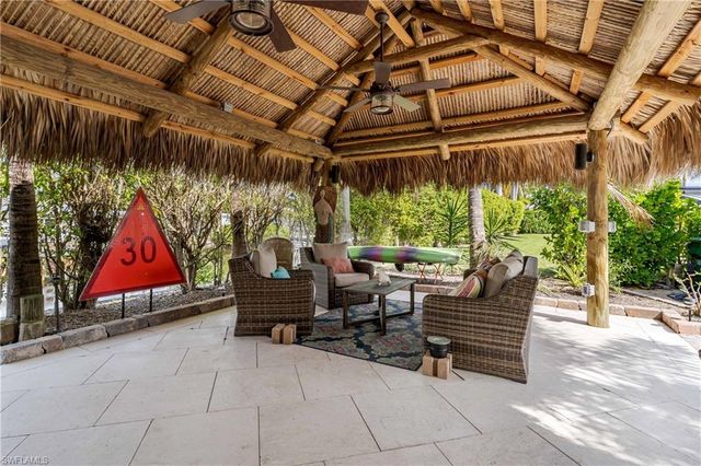 13399 Snook CIR, Naples, FL 34114