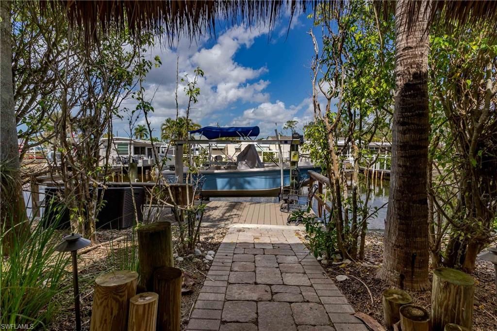 13399 Snook CIR, Naples, FL 34114