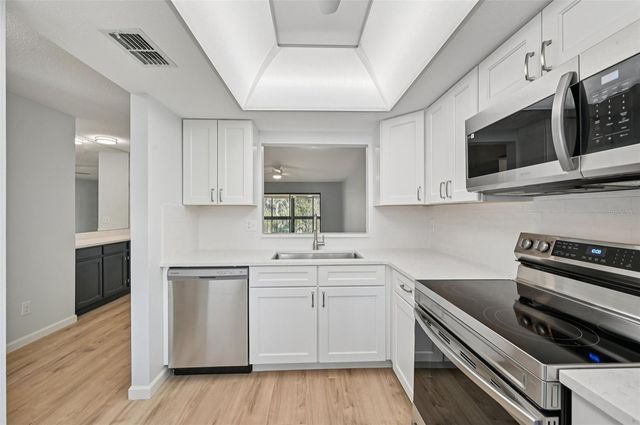 744 AVENIDA ESTANCIA 142, Venice, FL 34292