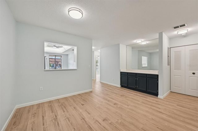 744 AVENIDA ESTANCIA 142, Venice, FL 34292