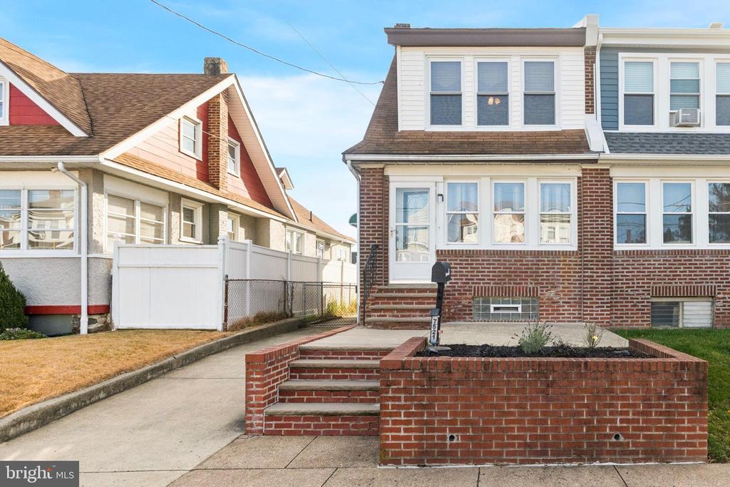 7521 CLARIDGE ST, Philadelphia, PA 19111