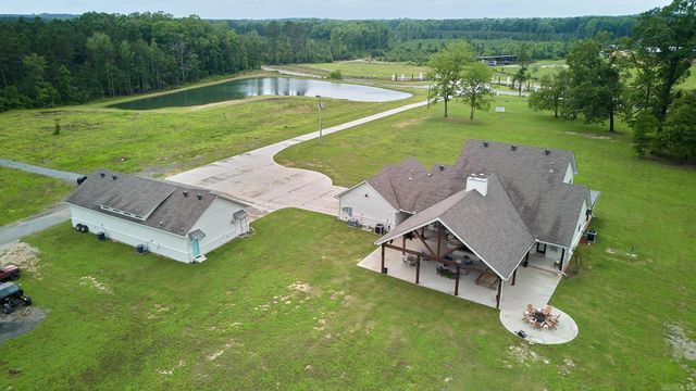 28244 S Sardis Road, Bauxite, AR 72011